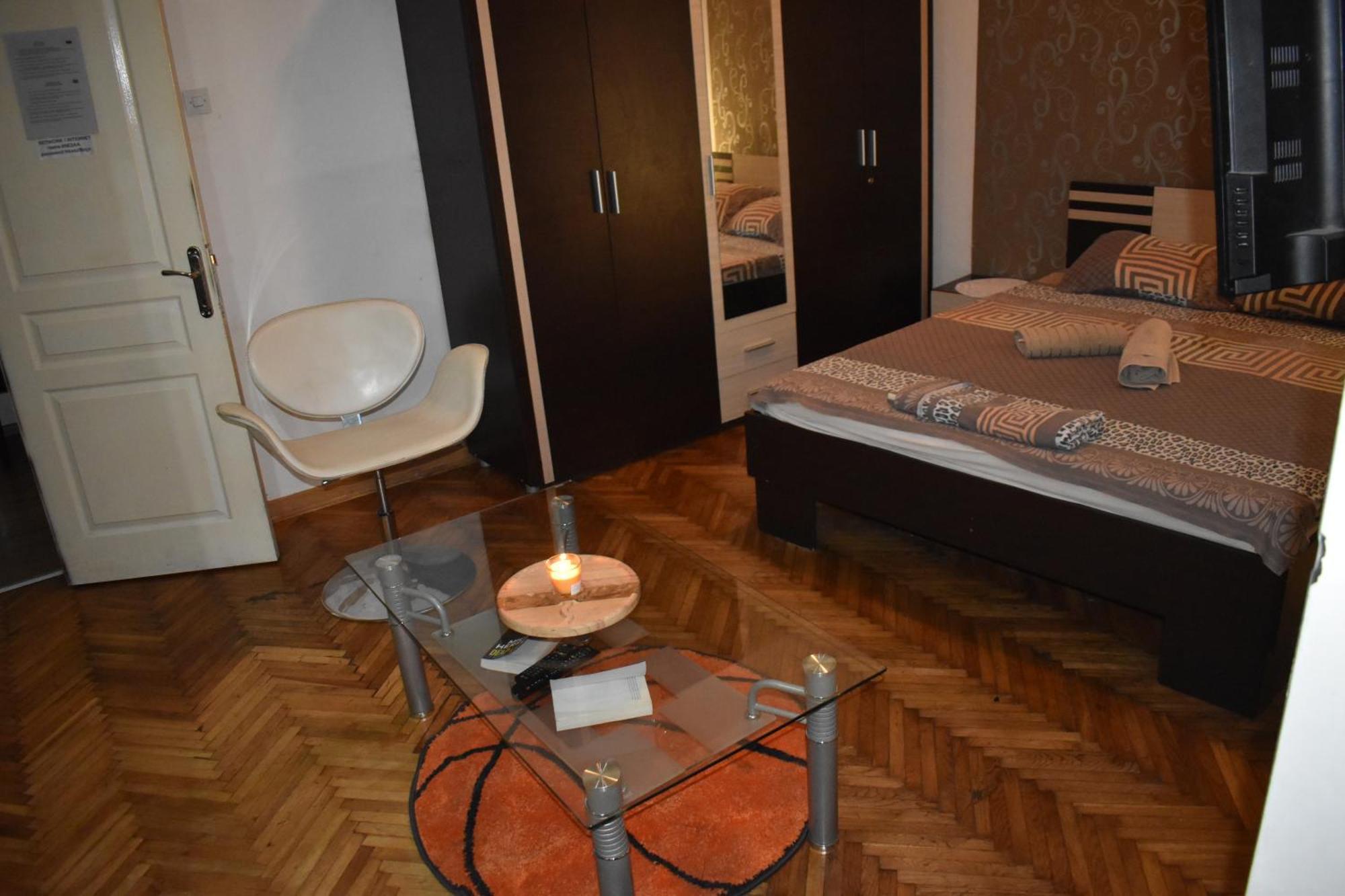 Apartman Beograd Centar 2 Apartment Ngoại thất bức ảnh